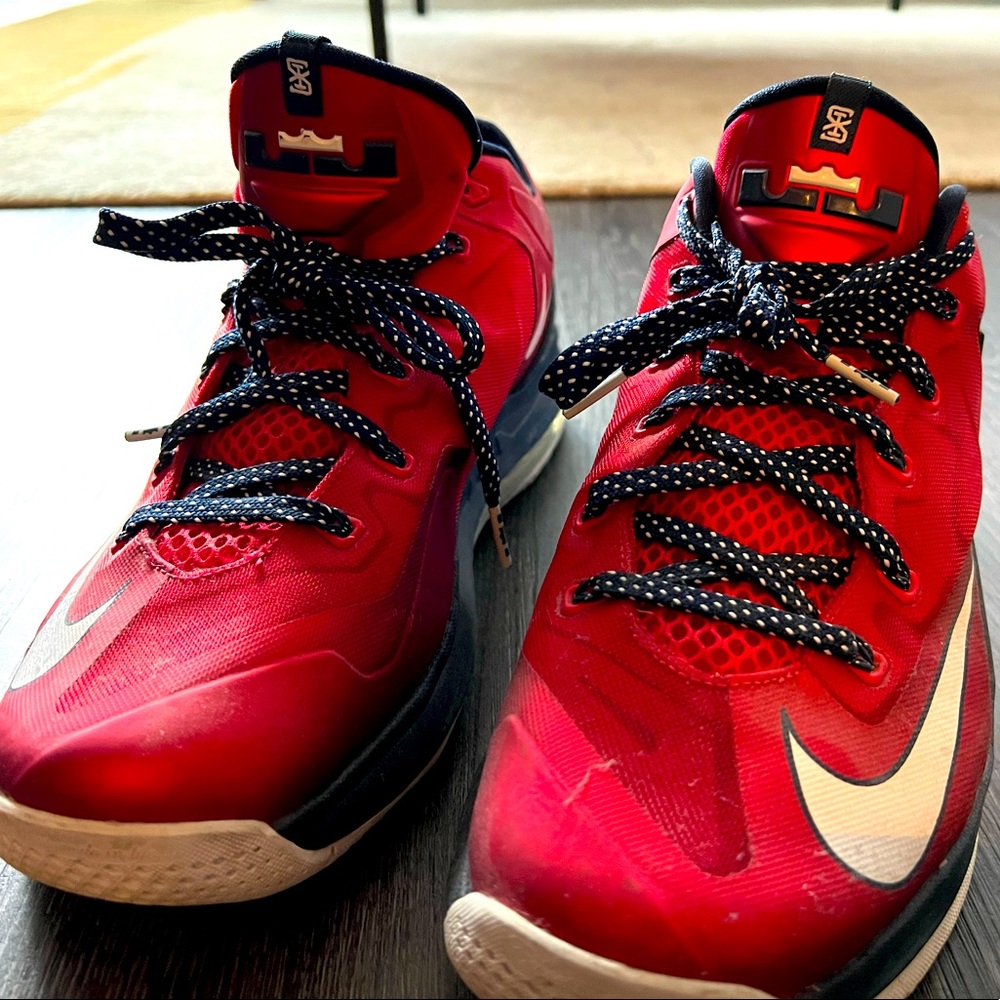 Rare Nike LeBron 11 Low Independence Day